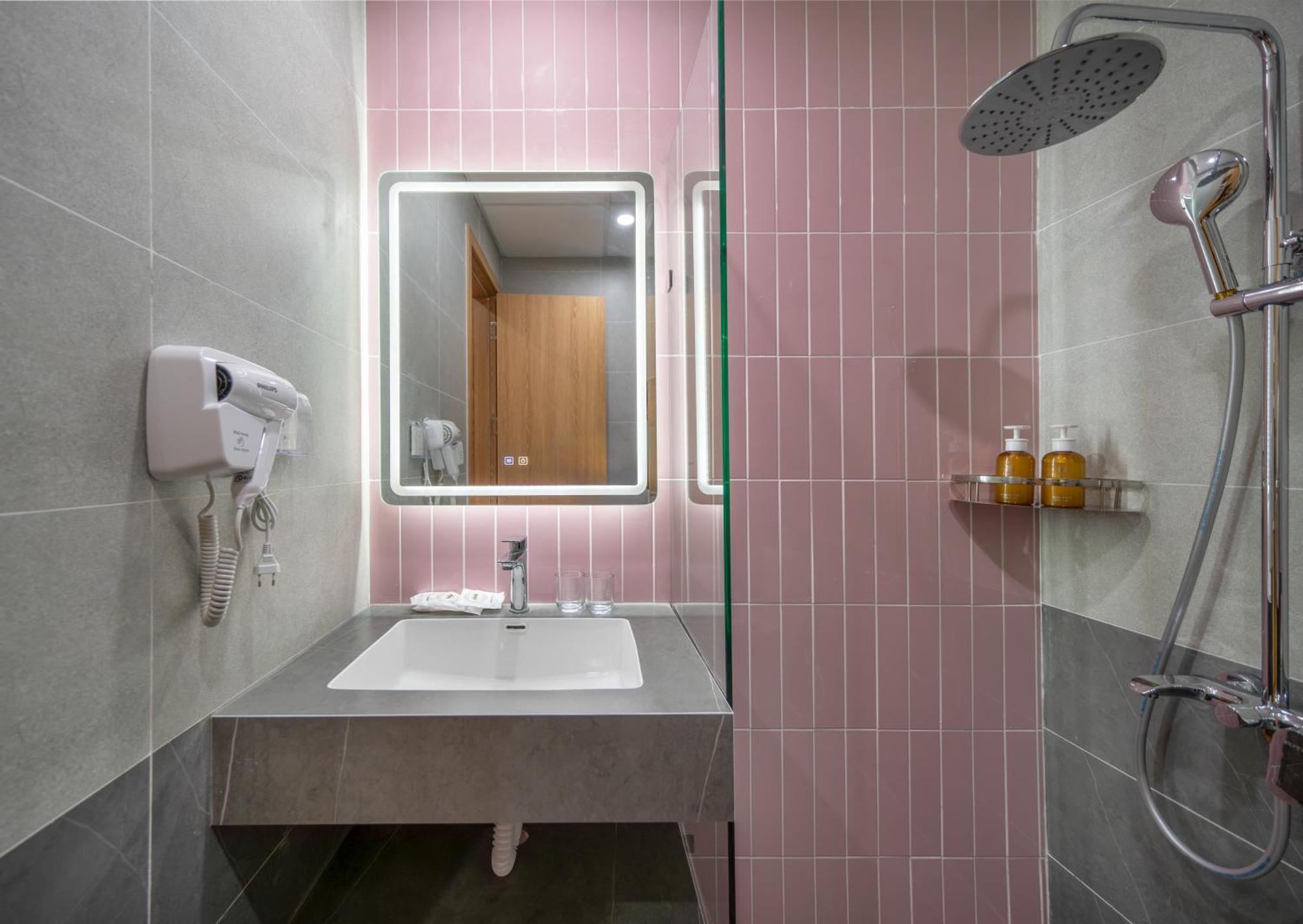 Moonlit Serviced Apartment 河内 外观 照片